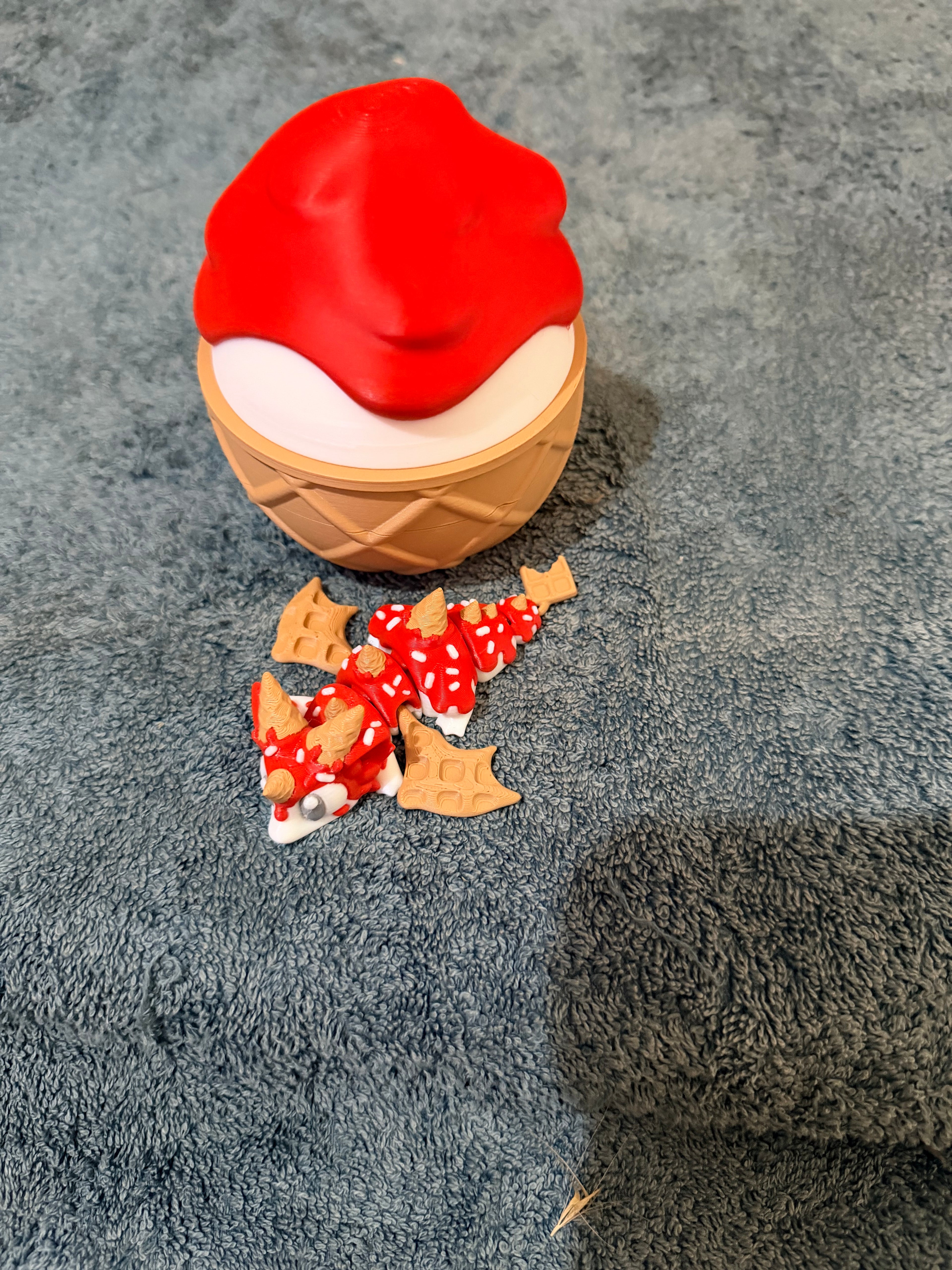 🍓 Sugar Rush Dragon (Ice Cream Egg Edition)